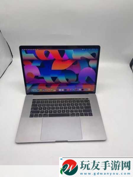 18歲macbookpro高清功能仍然值得擁有-1.-18歲MacBook-Pro:經典設計與高清性能的完美結合 18歲macbookpro高清功能仍然值得擁有-1.-18歲MacBook-Pro:經典設計與高清性能的完美結合